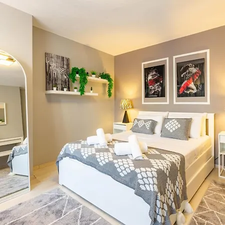 شقة Flat With Excellent Location In Nisantasi اسطنبول
