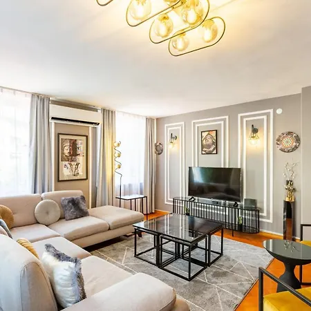 Apartmán Flat With Excellent Location In Nisantasi *
